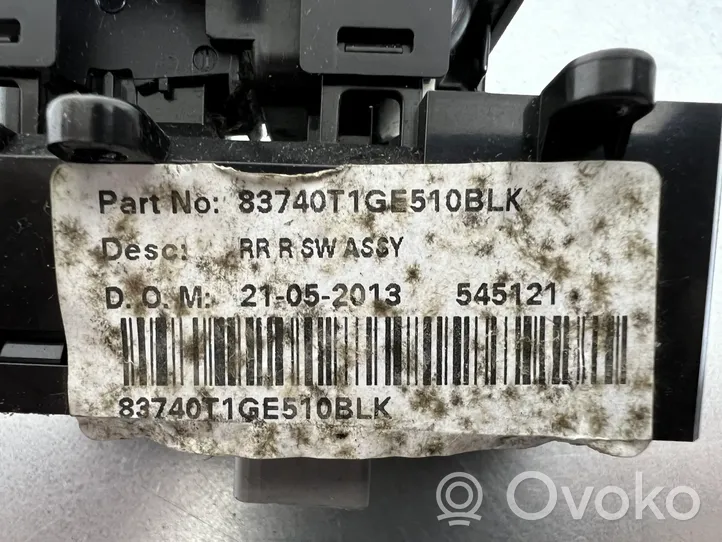 Honda CR-V Sähkötoimisen ikkunan ohjauskytkin 35770T1GG01