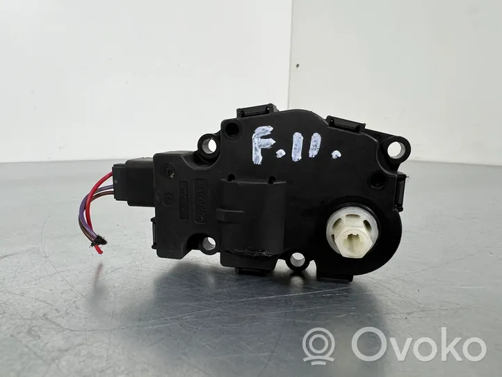 BMW 5 F10 F11 Motor/activador trampilla de calefacción 9749006