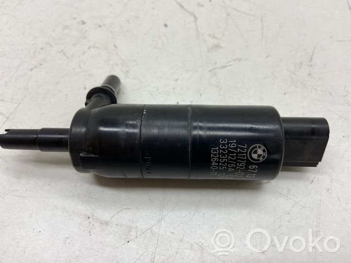 BMW 5 F10 F11 Pompa spryskiwacza lampy przedniej 721779202