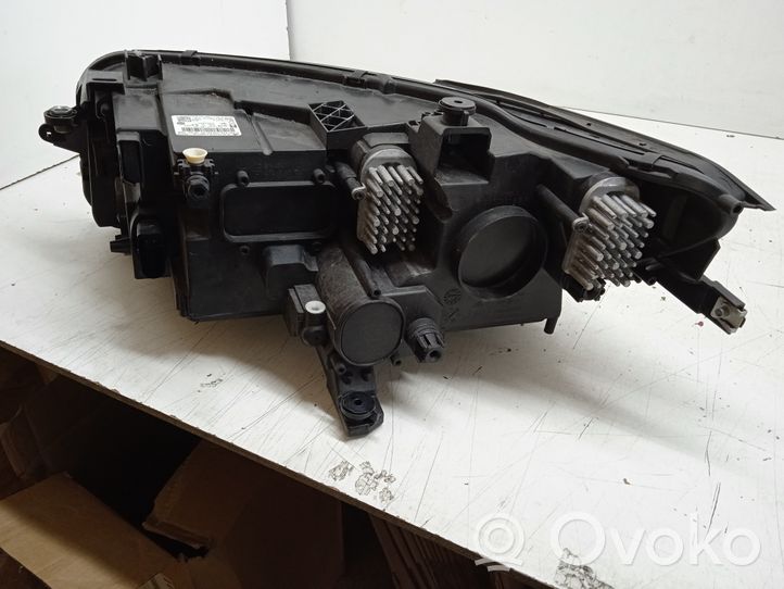 Volkswagen Tiguan Lampa przednia 5NB941082