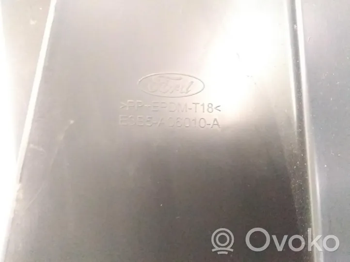 Ford Ka Schowek deski rozdzielczej E3B5A06010A