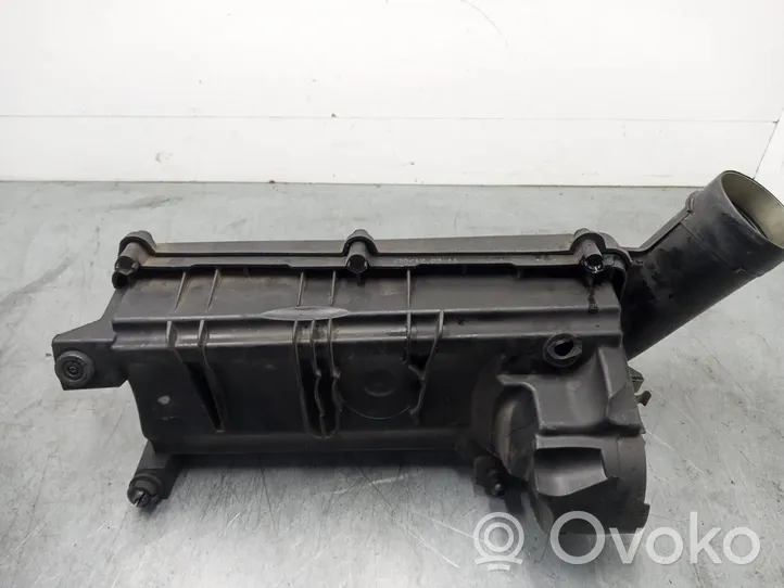 Citroen C5 Oro filtro dėžė V75836818008