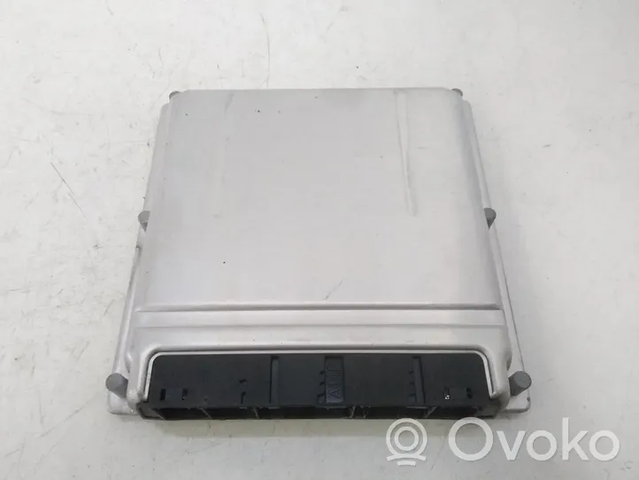 Mercedes-Benz ML W163 Calculateur moteur ECU A6121536379