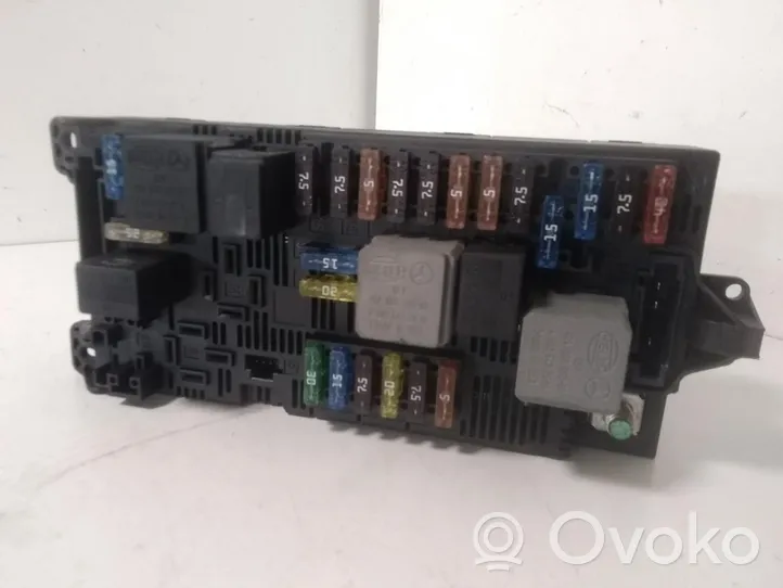 Mercedes-Benz CLS C218 AMG Module de fusibles 2115457301