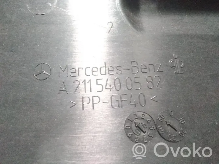 Mercedes-Benz CLS C218 AMG Moldinga Apdare A2115400582