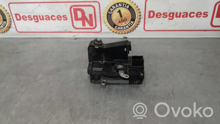 Renault Trafic II (X83) Tailgate lock latch 91166238