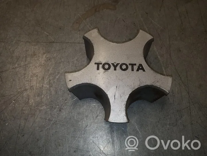 Toyota Supra A80 Dekielki / Kapsle oryginalne 716958