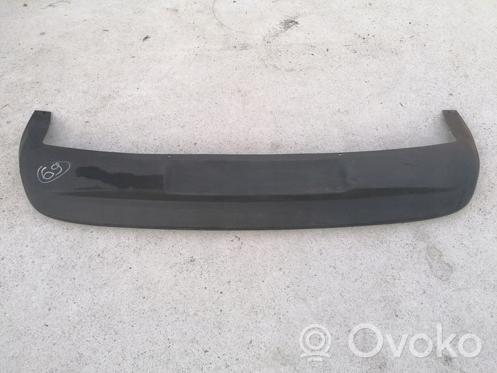 Volvo V40 Moulure inférieure de pare-chocs arrière 31283760