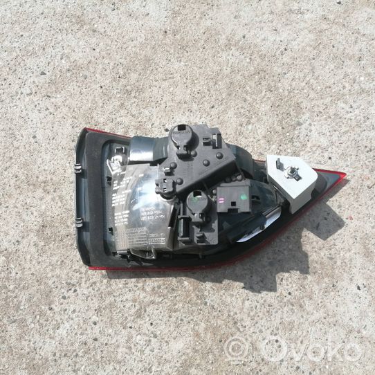 BMW 2 F46 Lampa tylna 63217329790