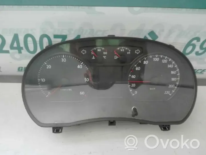 Volkswagen Polo IV 9N3 Spidometras (prietaisų skydelis) 555001490100