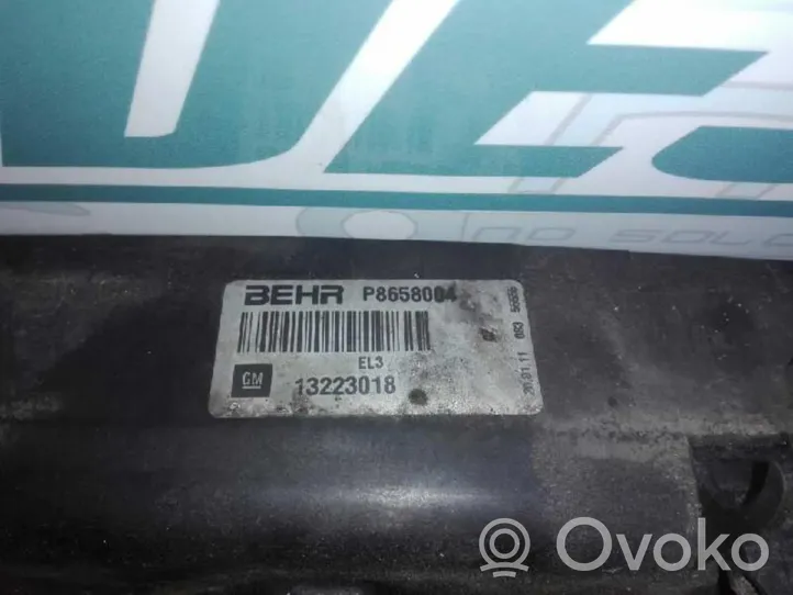 Opel Insignia A Tila-auton jääkaappi 22915386