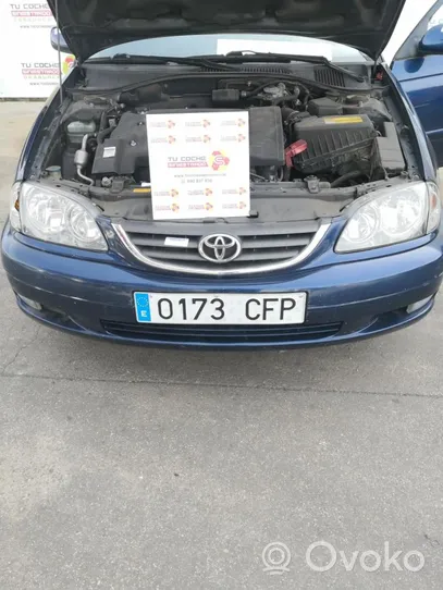 Toyota Avensis T220 Etupuskuri 