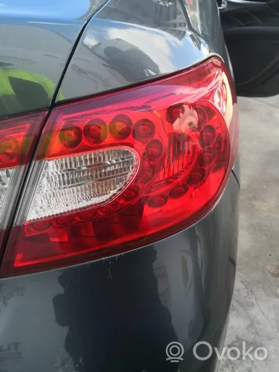 Infiniti M Rear/tail lights 