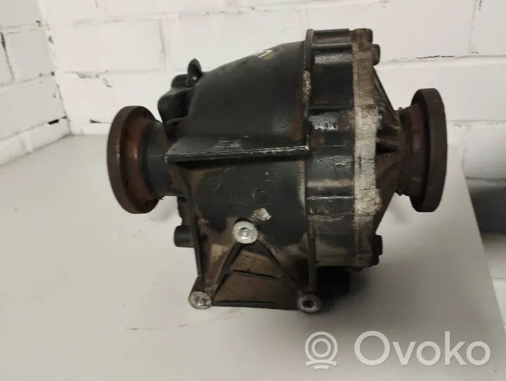 Audi A4 S4 B6 8E 8H Mechanizm różnicowy tylny / Dyferencjał 01R525053