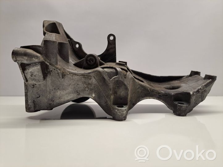 Audi A4 S4 B7 8E 8H Generator/alternator bracket 06B903143B