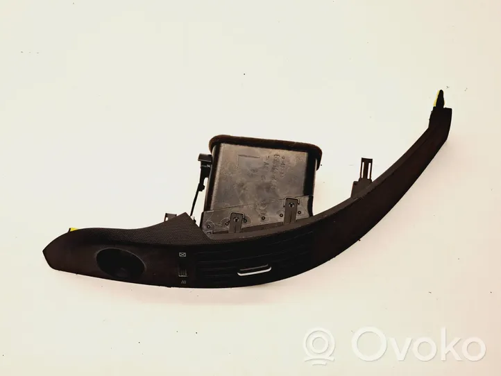 Toyota Corolla Verso AR10 Grille d'aération centrale 5567064010