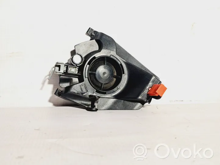 Volvo V70 Haut-parleur de porte avant 8633992