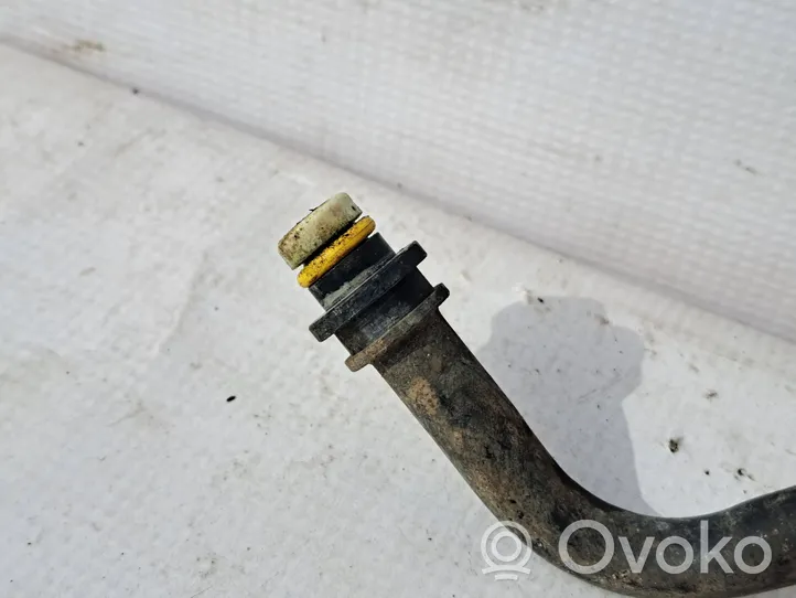 Volvo V50 Air conditioning (A/C) pipe/hose 