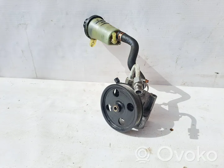 Volvo V50 Power steering pump 30714048