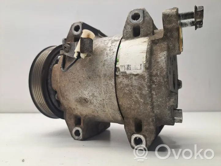 Volvo V70 Air conditioning (A/C) compressor (pump) 8708581