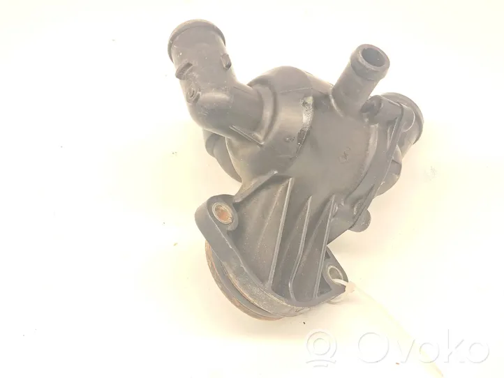 Audi A4 S4 B8 8K Thermostat / Thermostatgehäuse 03L121111R