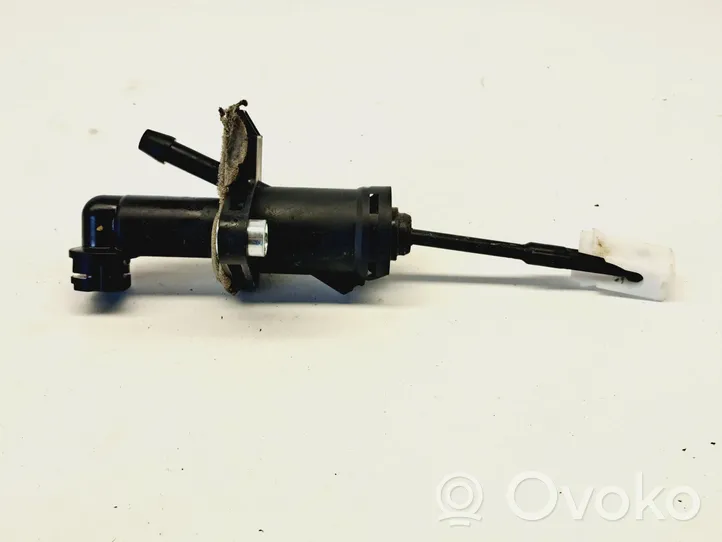 Skoda Fabia Mk2 (5J) Główny cylinder sprzęgła 6R0721388