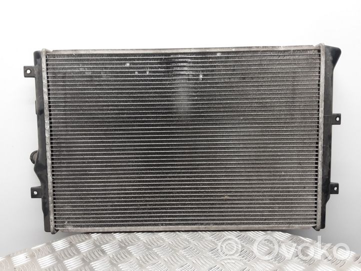 Audi A4 S4 B6 8E 8H Coolant radiator A11592009