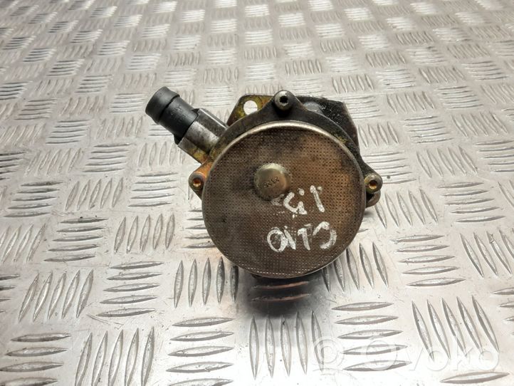 Renault Clio II Vacuum pump 8200327149