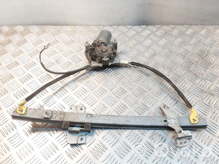 Mazda 323 Moteur de lève-vitre de porte avant 400562B