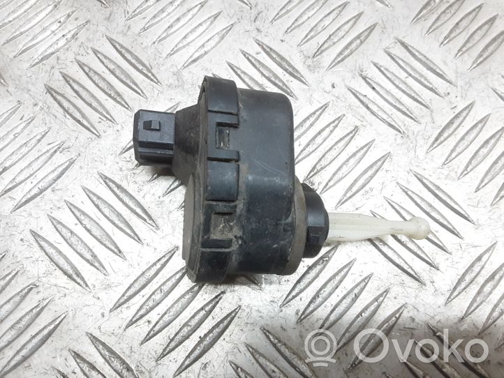 Audi A4 S4 B5 8D Headlight level adjustment motor 0307852315