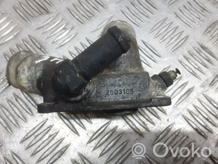 Opel Vectra B Termostaatin kotelo 2503185