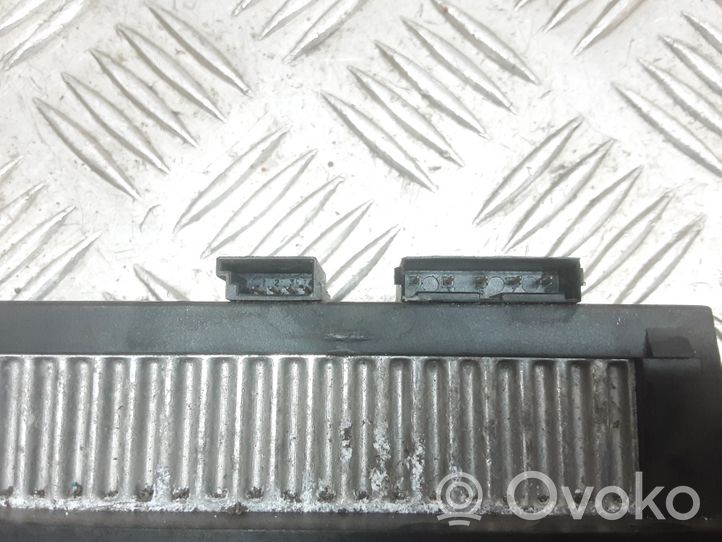 Opel Zafira B Radiateur électrique de chauffage auxiliaire 13204090