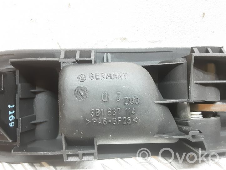 Volkswagen PASSAT B5 Rear door interior handle 3B1837114