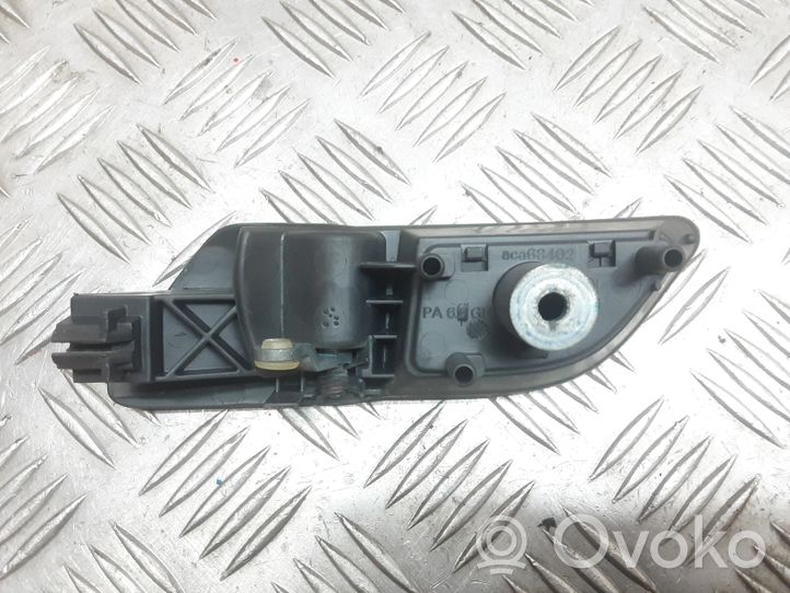 Opel Tigra B Front door interior handle 