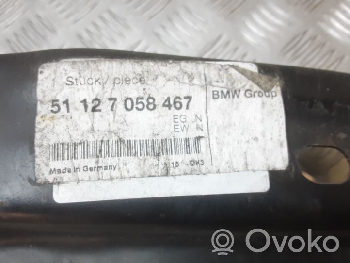 BMW 3 E90 E91 Poprzeczka zderzaka tylnego 51127058467