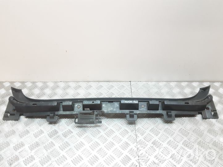 BMW 3 E90 E91 Staffa di rinforzo montaggio del paraurti posteriore 51127058522