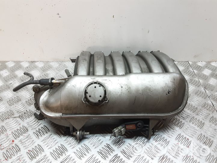 Citroen C5 Intake manifold 963033338C