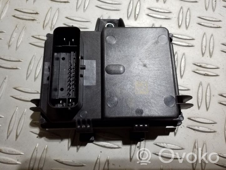 Opel Astra H Fuel injection pump control unit/module 20831727