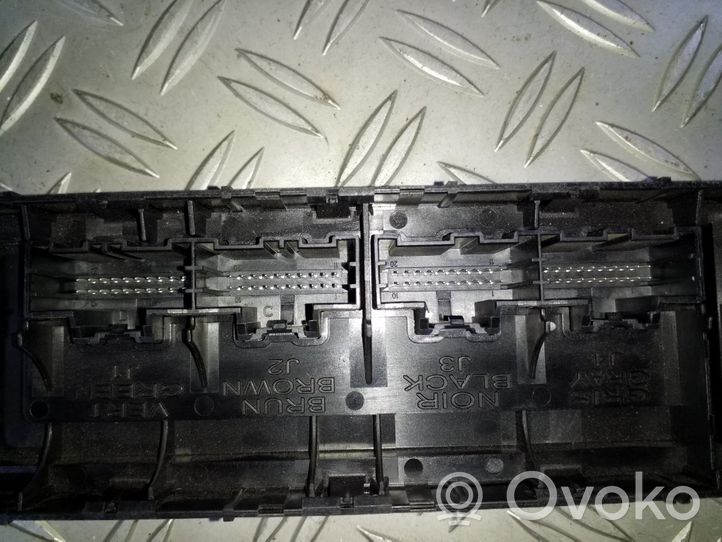 Chevrolet Cruze Other control units/modules 13574822