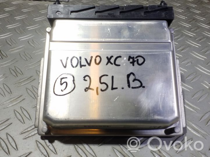 Volvo XC70 Komputer / Sterownik ECU silnika 0261208289