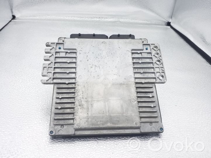 Infiniti G35 Unité de commande, module ECU de moteur MEC61011