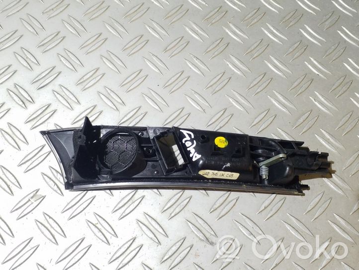 Audi A6 S6 C5 4B Poignée intérieure de porte avant 4B837019