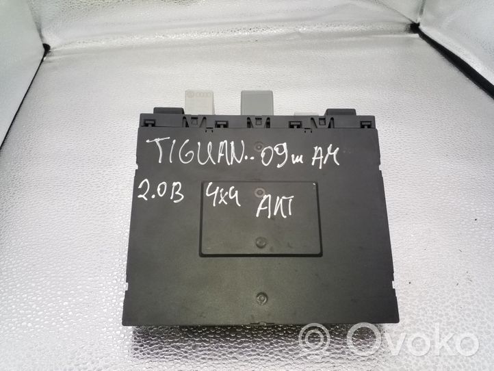 Volkswagen Tiguan Power management control unit 3C8937049E