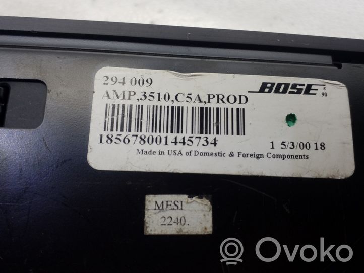 Audi A4 S4 B5 8D Endstufe Audio-Verstärker AMP3510