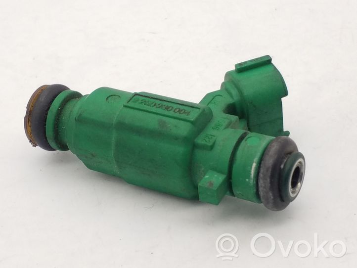 KIA Rio Injecteur de carburant 3531037150