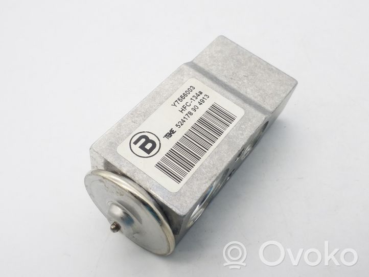 Audi A5 8T 8F Air conditioning (A/C) expansion valve Y7556003