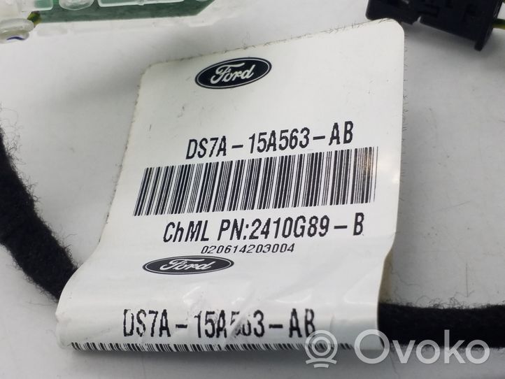 Ford Fusion II Éclairage de la boîte à gants DS7A15A563AB