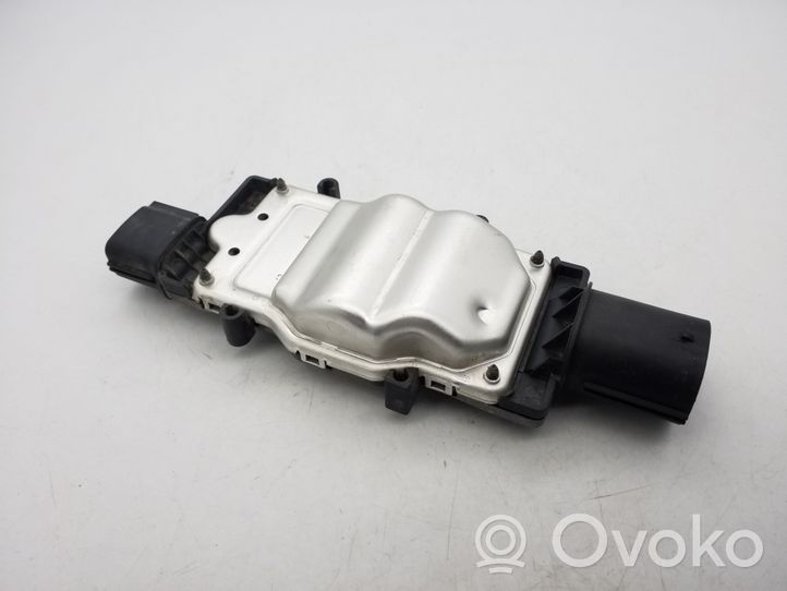 Ford Focus Module de commande de ventilateur 1137328567