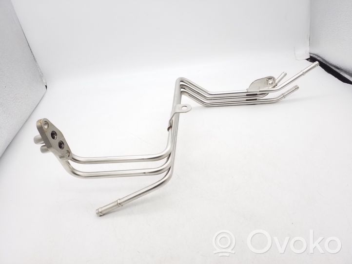 Volkswagen Jetta VI Coolant pipe/hose 04E122157H