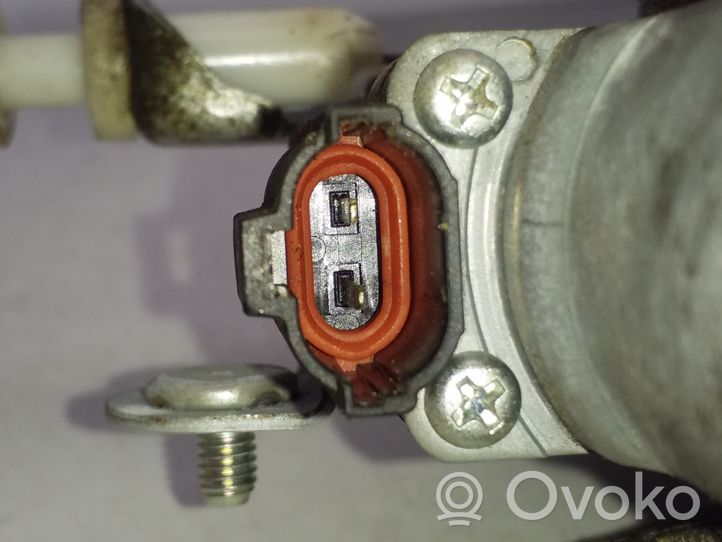 Saturn Vue Elektryczny podnośnik szyby drzwi tylnych 25926017